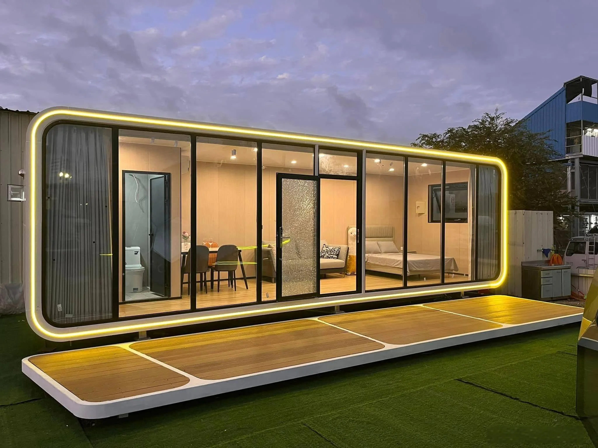 Apple Cabin 48