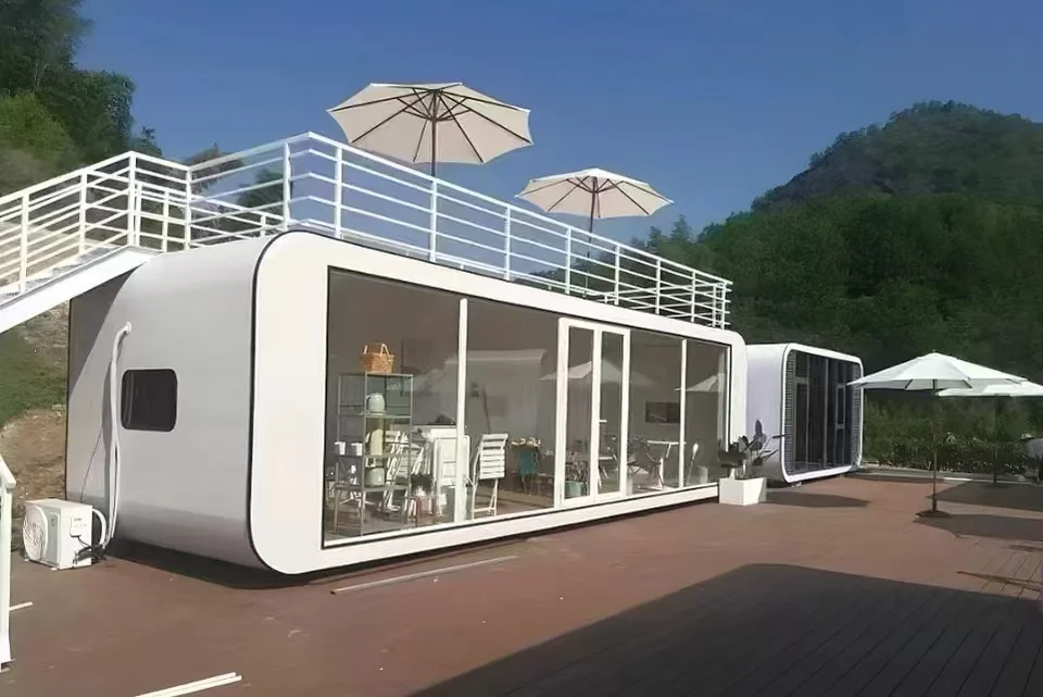 Apple Cabin 50
