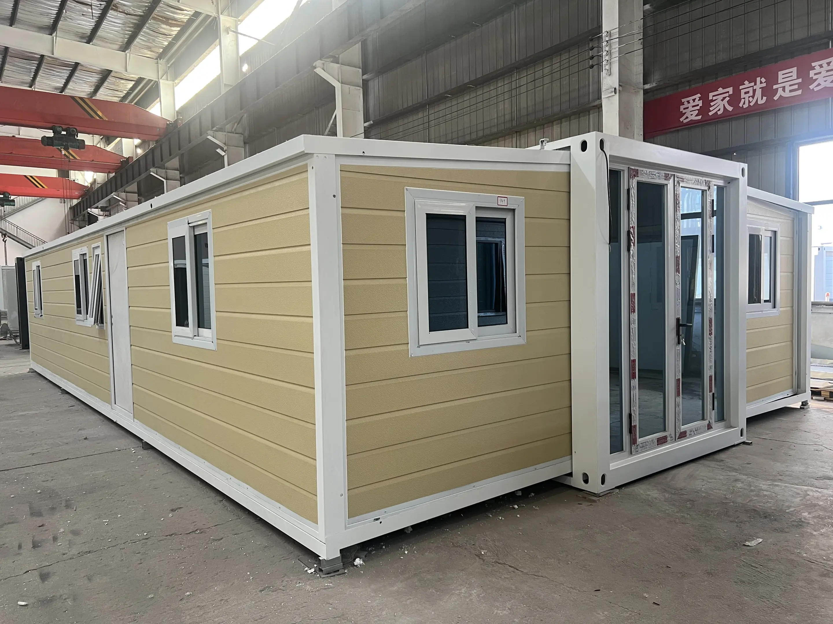 Expandable Container House 40