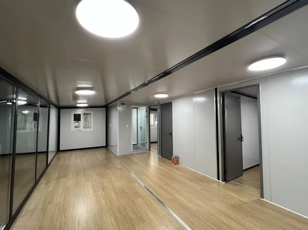 Expandable Container House 41