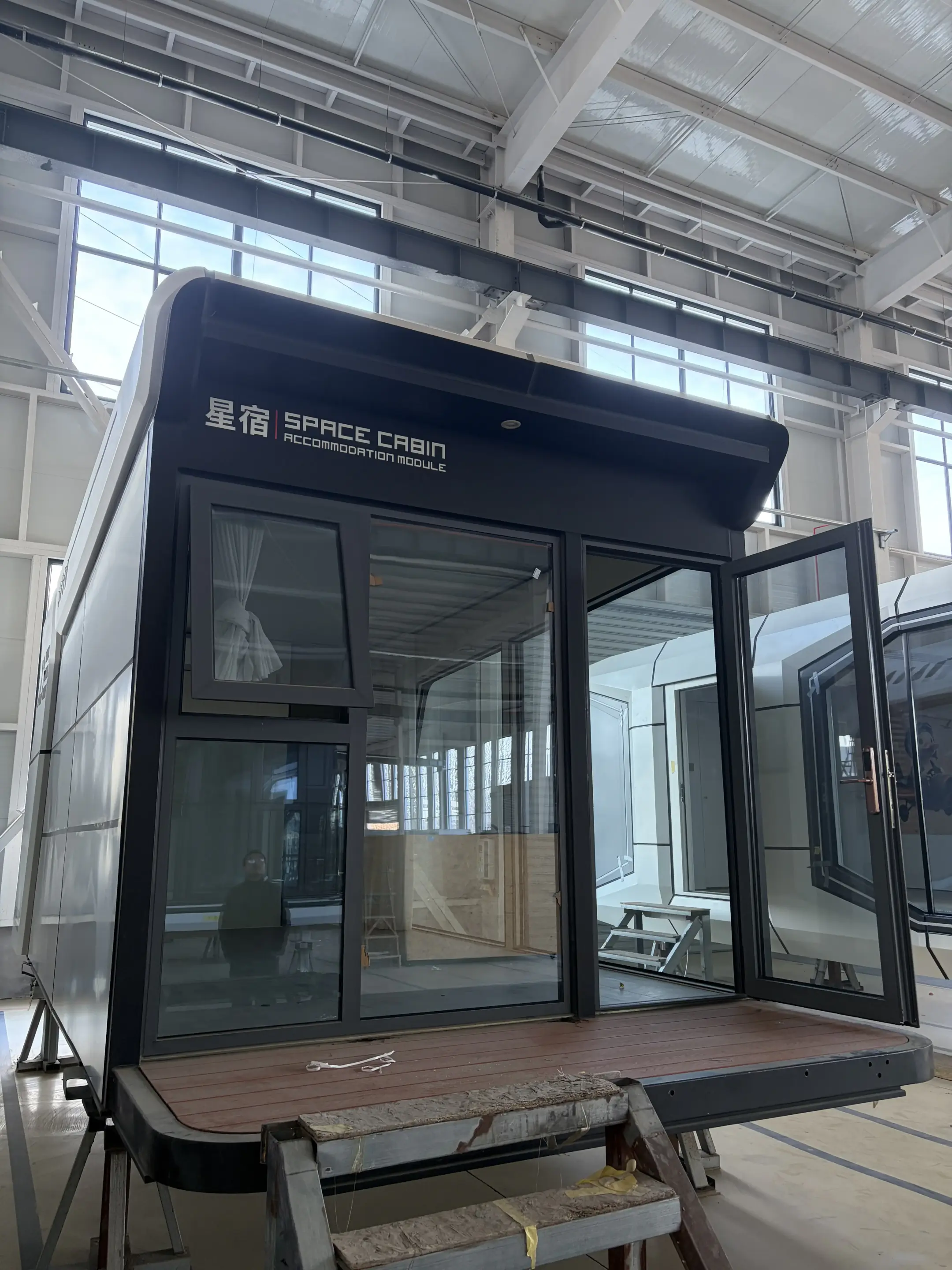 Space Capsule 28